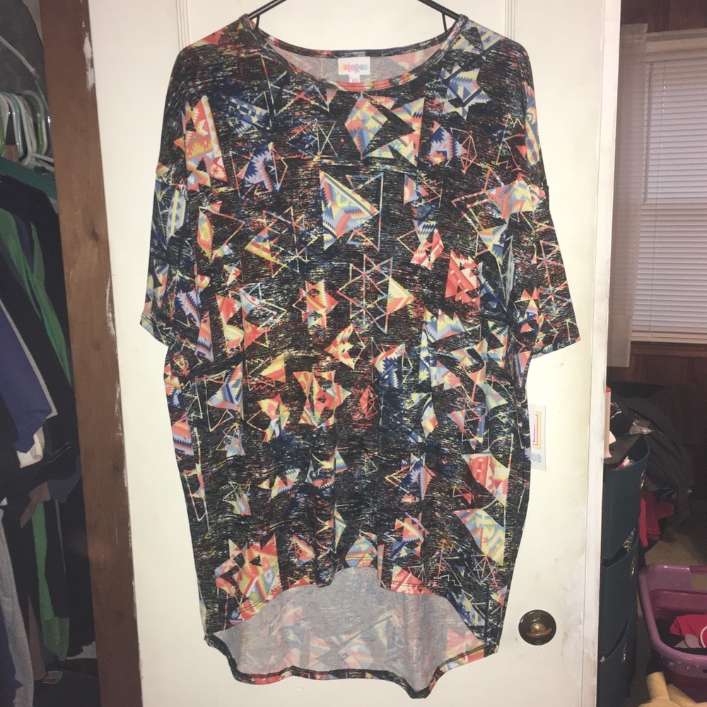 NWT LuLaRoe XS Irma Tunic Top